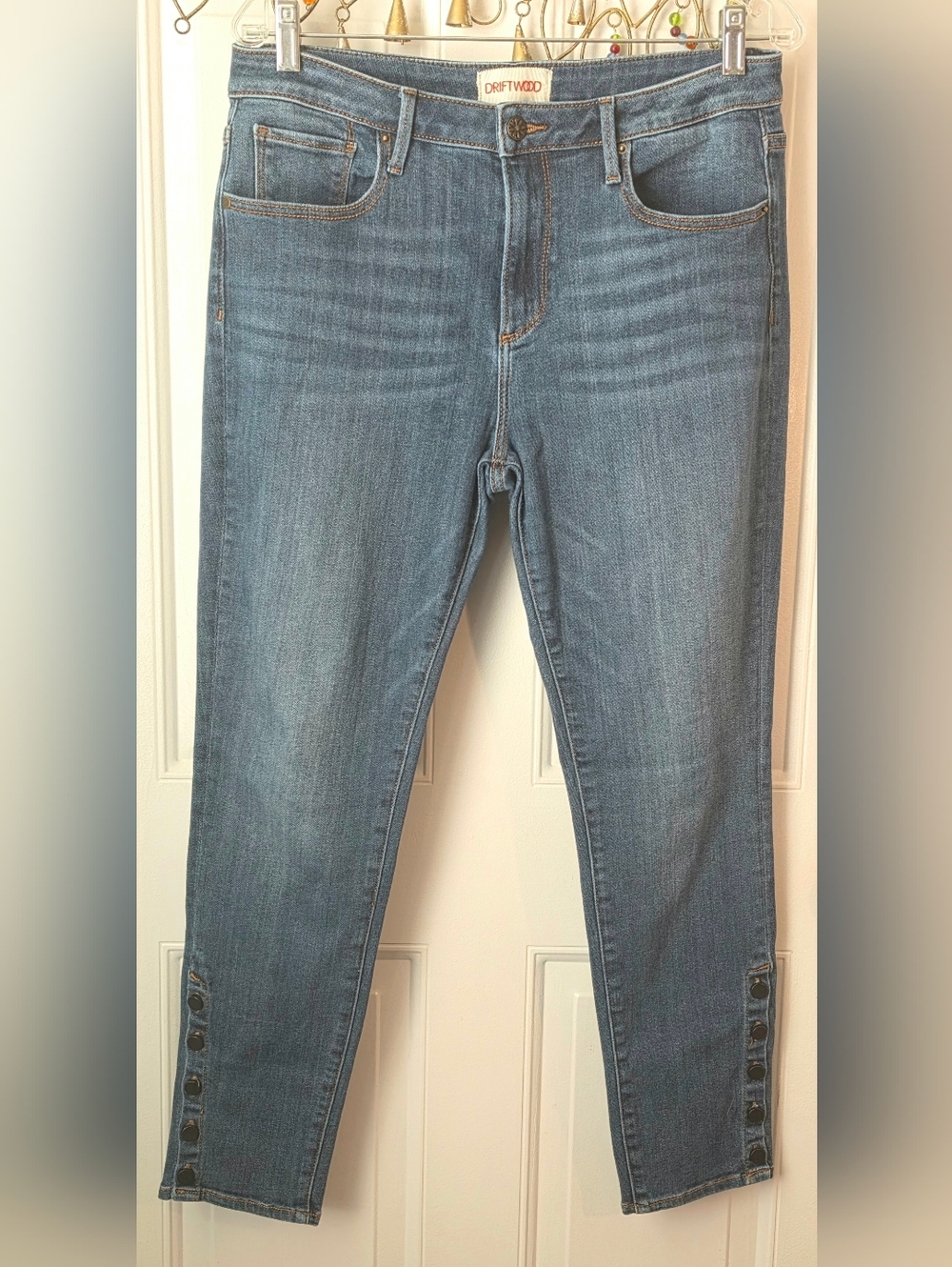 DRIFTWOOD Jackie Skinny Ankle Jeans Womens 31 Medium Wash Button Detail Stretch